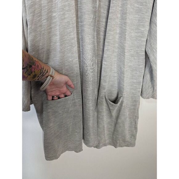 Donni. Open Front Striped Ribbed Cardigan with Pockets - OSFA - Picture 4 of 6